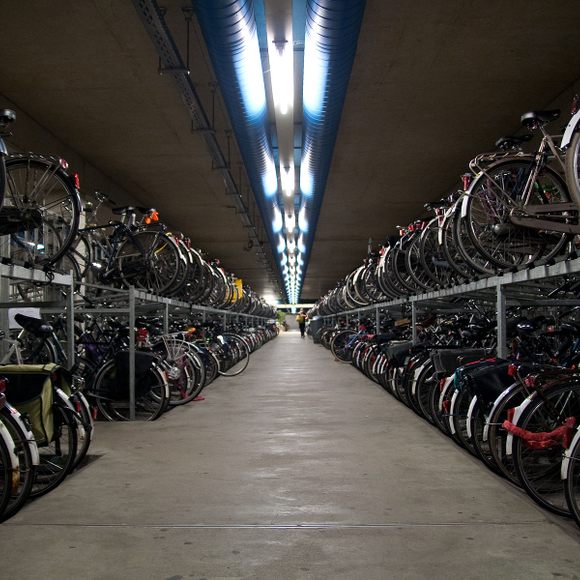 constante Herhaal Verbeteren Central Station Bicycle Parking – Utrecht, Netherlands - Atlas Obscura