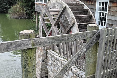 Waterwheel at Watermill, NY.