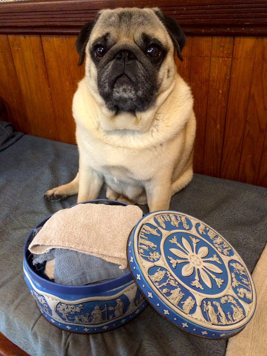 What's in Your Royal Dansk Cookie Tin? - Gastro Obscura