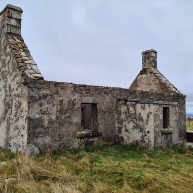 Mòine House.
