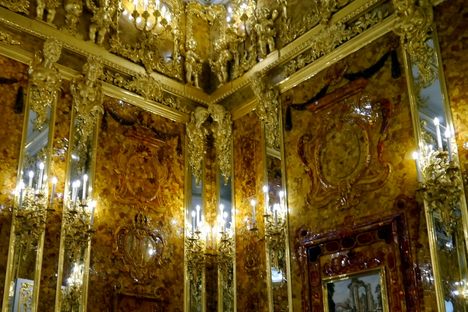 Tsarskoye Selo: Amber Room