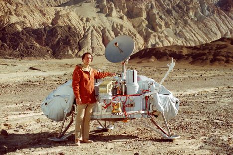 How a Letter Sent to Carl Sagan Set Off an FBI Investigation 