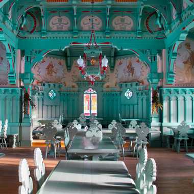 Inside the dining room at Libušín