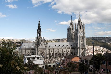 Basílica del Voto Nacional.