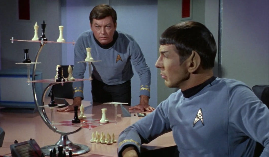  Star Trek: The Next Generation - Chess Set / Game