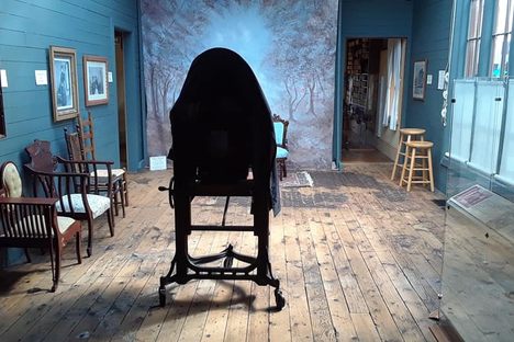 The room Bennett used for photographic portraits