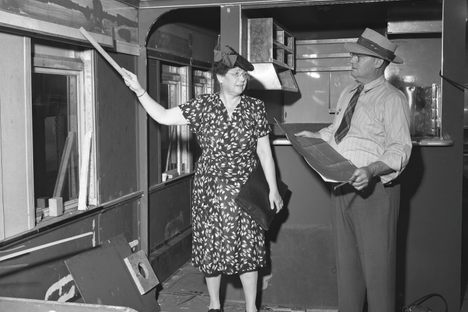 Olive Wetzel Dennis in 1947, making some suggestions on how to improve a new Baltimore and Ohio Railroad buffet car.