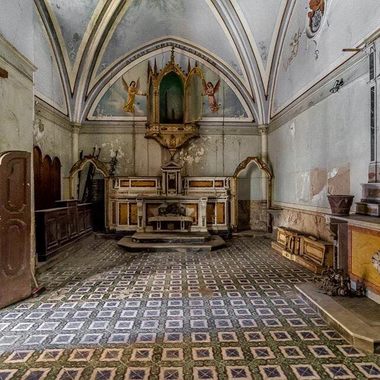 Interior of the church.