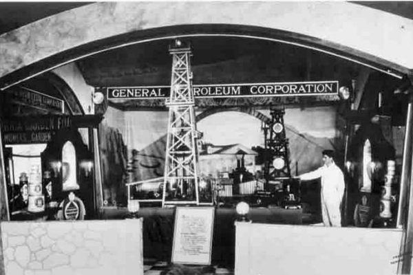 Julian Hathaway demonstrating a derrick for the General Petroleum Corporation, 1928.