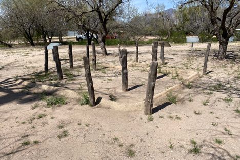 Hohokam pithouse outline.