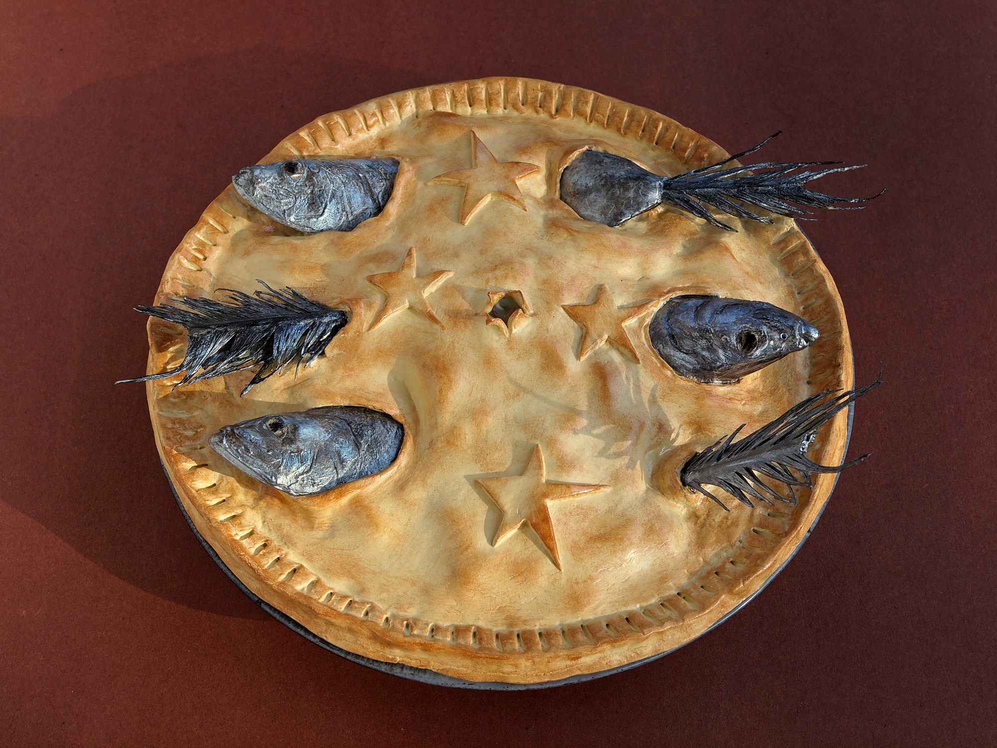 Sandy Levins, of Historic Faux Foods in New Jersey, was so enamored of Stargazy Pie by that she made one for fun.