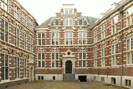 The courtyard.