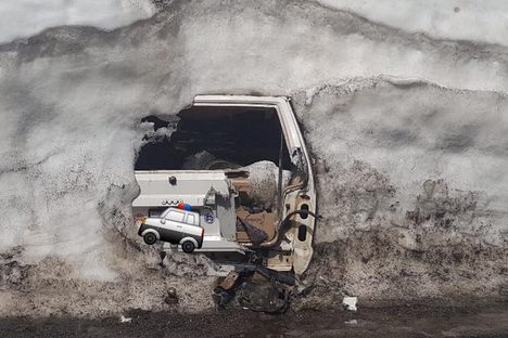 Found: A Jeep Under 20 Feet of Snow at the Donner Pass