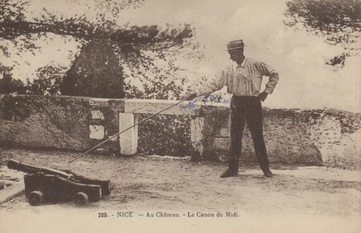 In the late-19th century, the cannon was replaced with a firework.