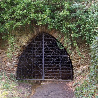 Mother Ludlam's Cave
