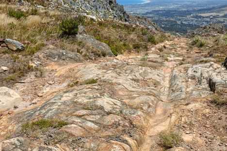 Gantouw Pass Wagon Trail