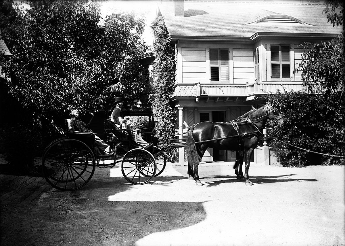 Sarah Winchester in a carriage.