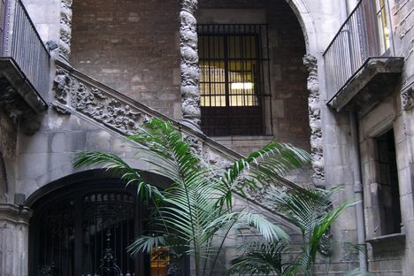 Palau Dalmases courtyard