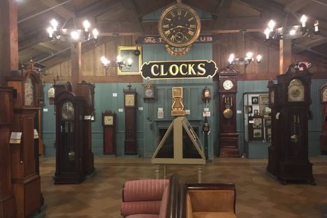 American Clock and Watch Museum.