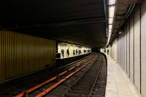 Piața Romană Metro Station