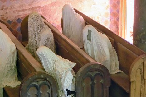 Kostel Svatého Jiří Ghost Church