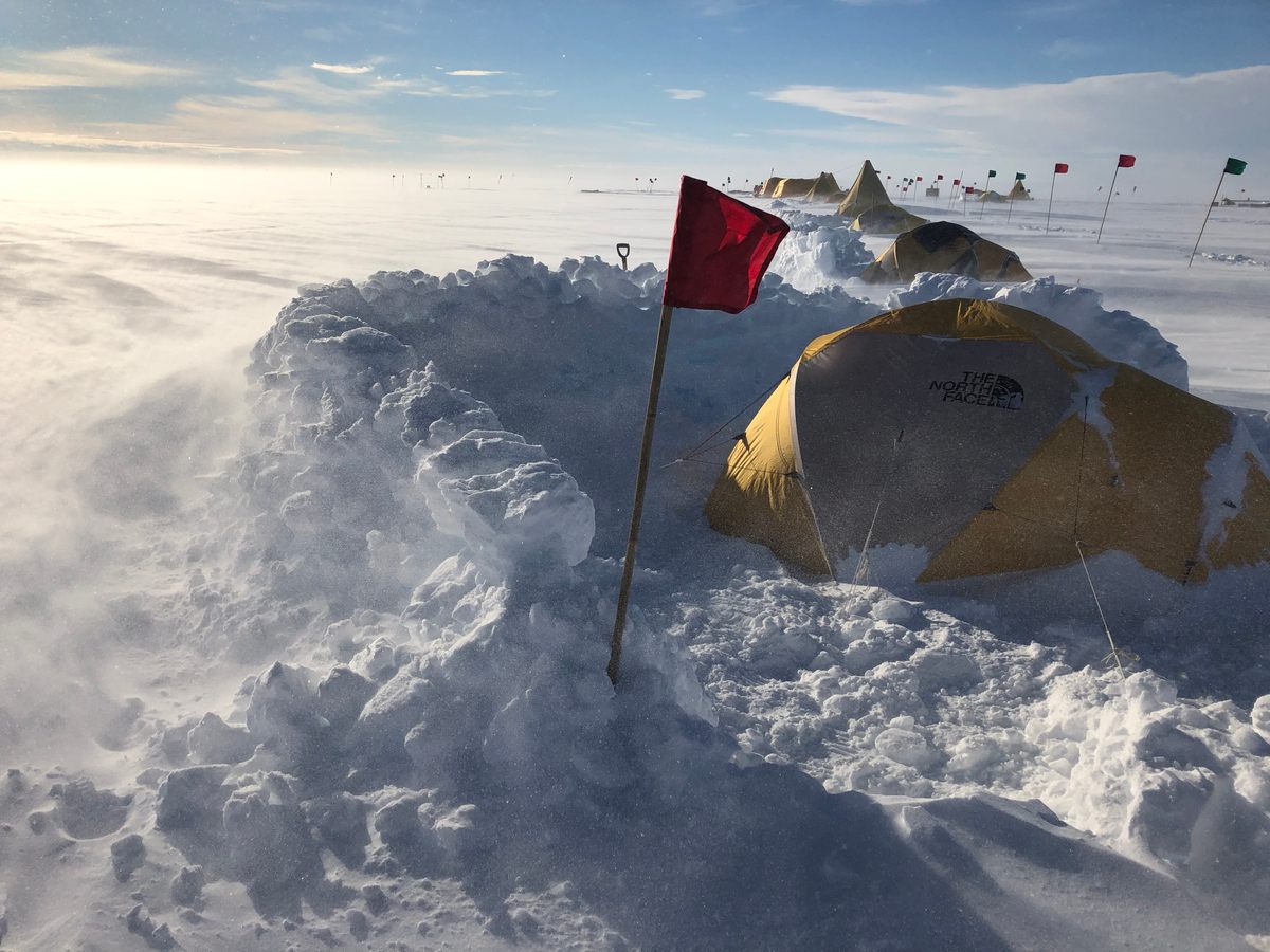 The research team used walls built from snow blocks to protect their tents from wind storms on Antarctica’s Thwaites Ice Shelf.