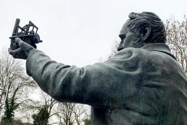 George Stephenson Statue