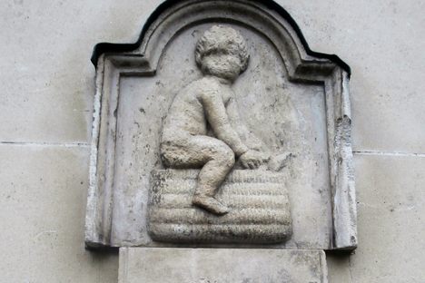 Panyer Boy stone carving.