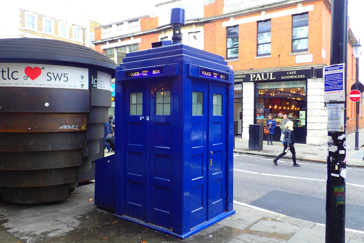 Earl s Court Police Box London England Atlas Obscura Earl s Court Police Box London England Atlas Obscura