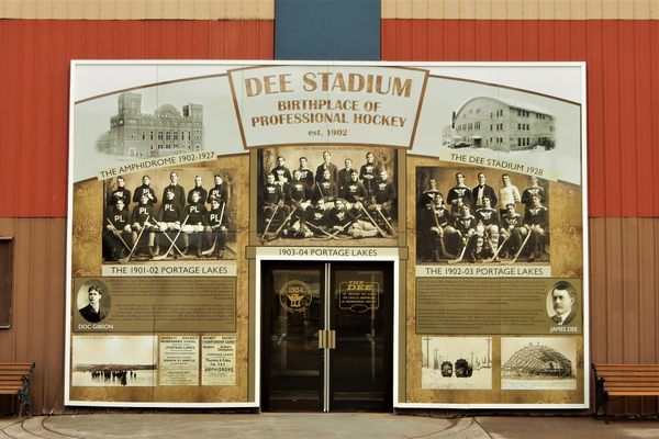 Entrance to the Dee