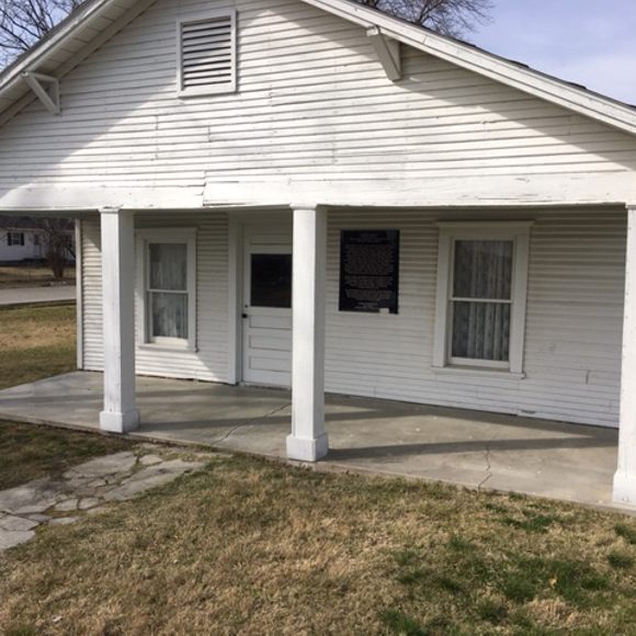 Mickey Mantle's childhood home to have shares available for $7