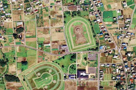 Aerial view of the burial site.