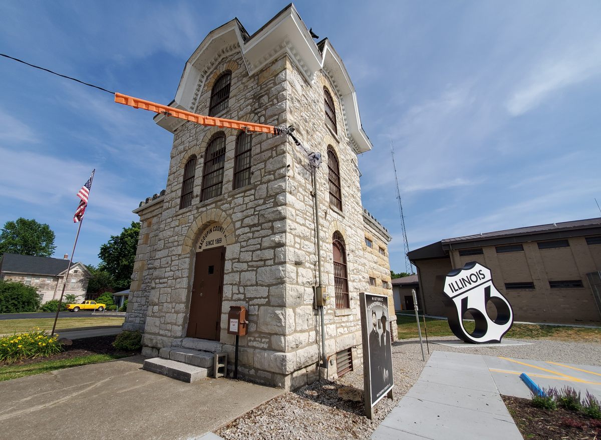 Macoupin County Jail Carlinville, Illinois Atlas Obscura
