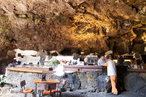 Curious Fact of the Week: Food, Drinks, and Albino Crabs in an Underwater Volcanic Tunnel