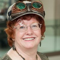 Profile image for Lori Alden Holuta