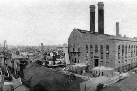 Gowanus Batcave: Decrepit 19th Century Powerhouse That Was Once a Squatter Colony