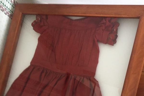 Dress worn by president Franklin Pierce.