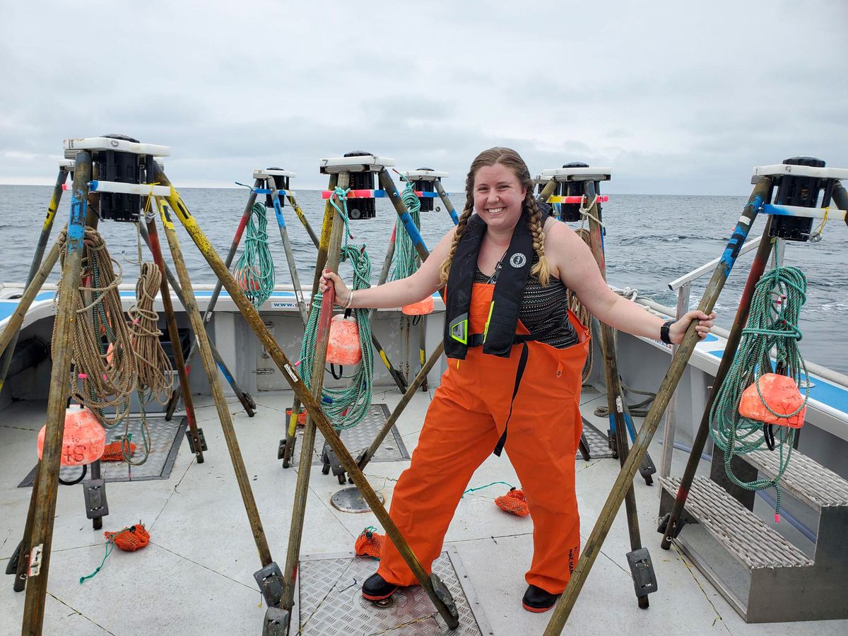 Lyndsay Grace Walls, a student working in the lab of neuroethologist Russell Wyeth.