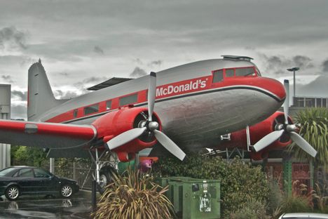 Airplane Food: Five Aircraft Turned into Restaurants