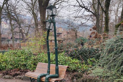 'The Bench of the Lovers'