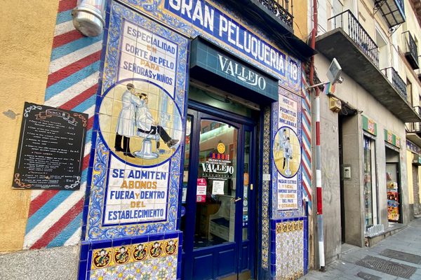This hairdressing salon has been in business for more than 100 years.