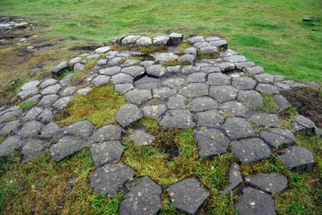 Kirkjugólf Basalt Columns
