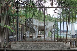 Statues of Medici Lions