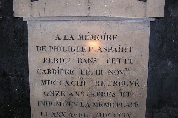 The inscription on Philibert Aspairt’s grave.