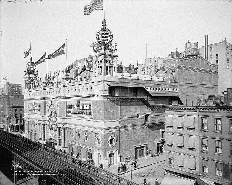 The New York Hippodrome in 1905.