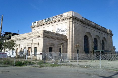 16th Street Train Station