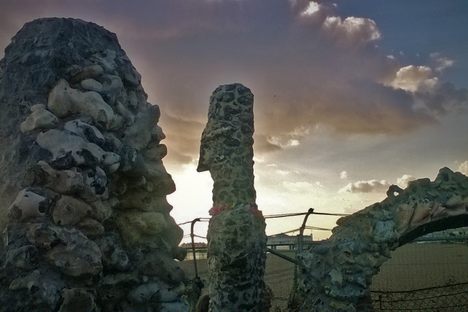 Brighton Beach Flint Sculpture Garden