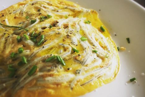 Whitebait fritters are a New Zealand delicacy. 