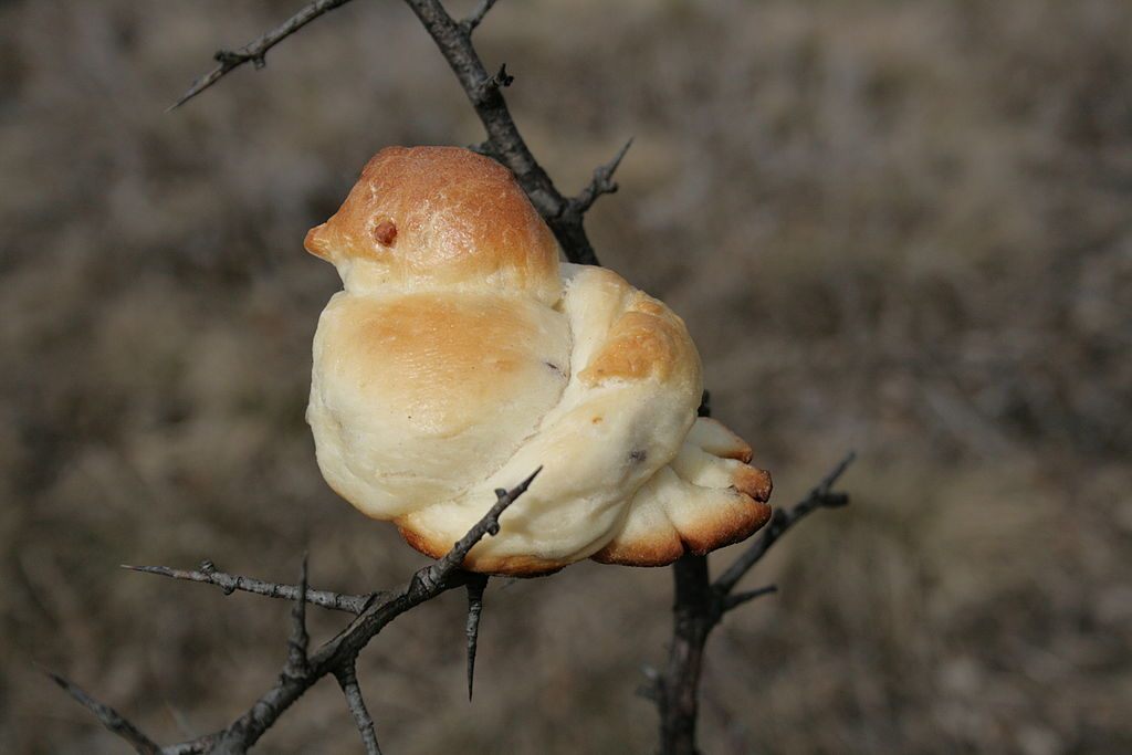 A perching zhavoronki.