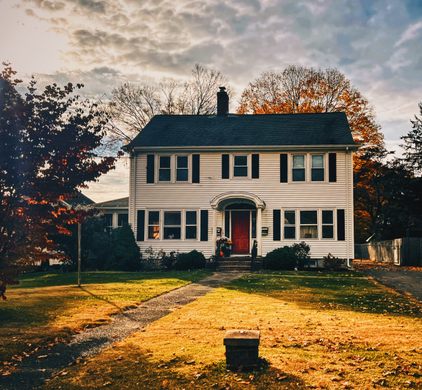 Snedeker House – Southington, Connecticut - Atlas Obscura